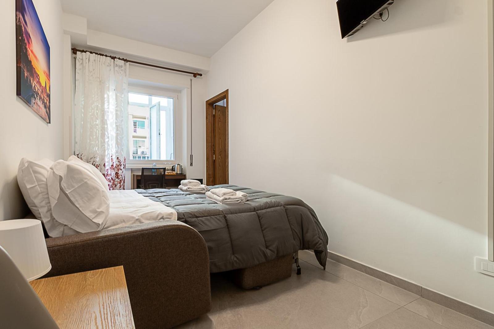 Vatican Cipro Guest House ローマ エクステリア 写真