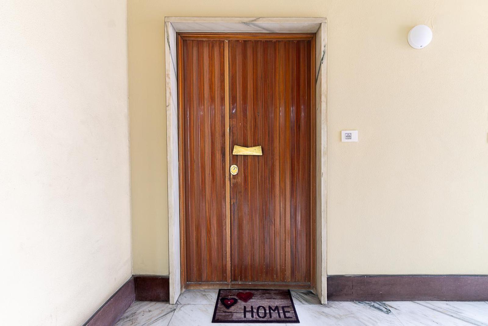 Vatican Cipro Guest House ローマ エクステリア 写真